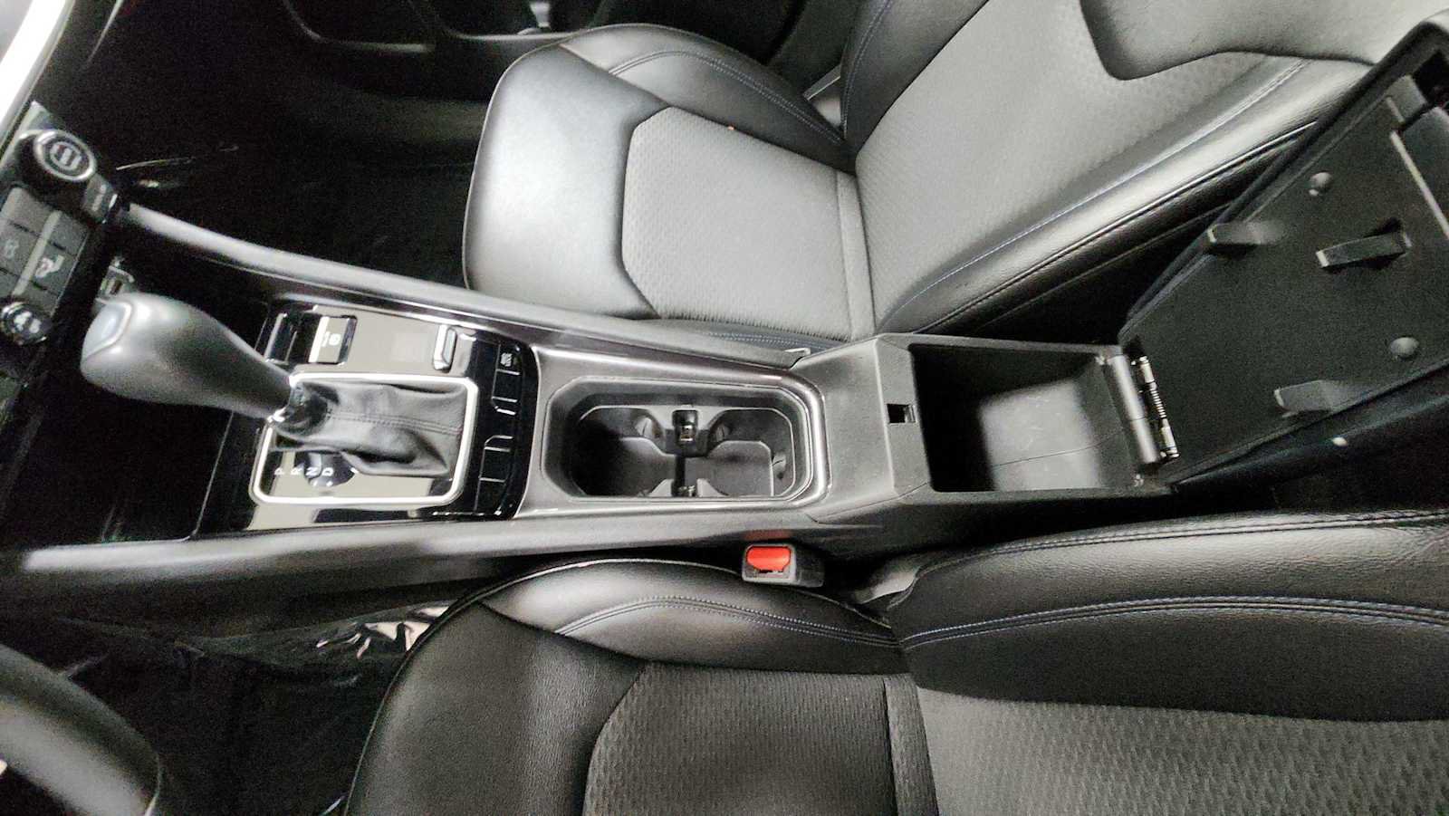 Used 2024 Jeep Compass Latitude AWD/4WD image 22