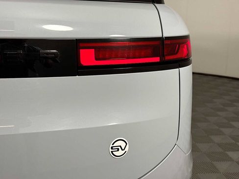 New 2026 Land Rover Range Rover Sport SV image 35