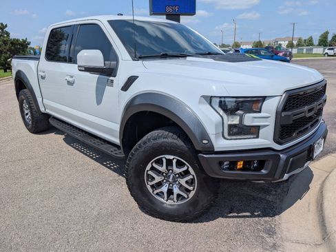 Used 2017 Ford F150 Raptor w/ Equipment Group 802A Luxury AWD/4WD image 3