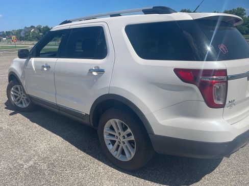 Used 2013 Ford Explorer XLT AWD/4WD image 5
