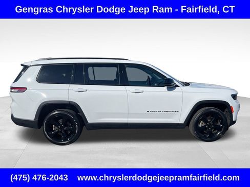 Certified 2023 Jeep Grand Cherokee L Limited w/ Black Appearance Package AWD/4WD image 6