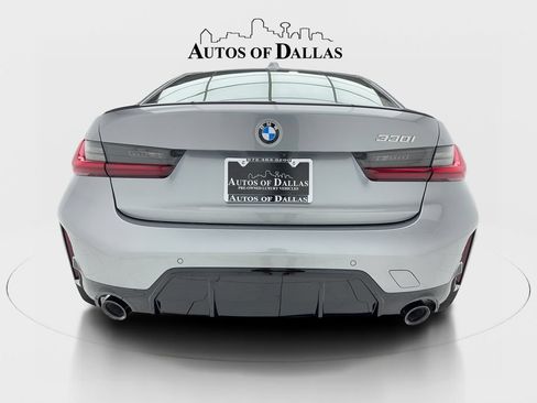 Used 2024 BMW 330i Sedan w/ M Sport Package RWD image 10