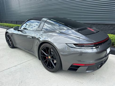 Certified 2022 Porsche 911 Targa 4S AWD/4WD image 3