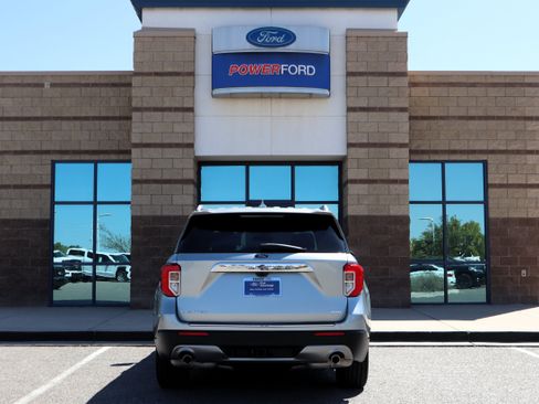 Certified 2020 Ford Explorer Limited w/ Class III Trailer Tow Package RWD image 7