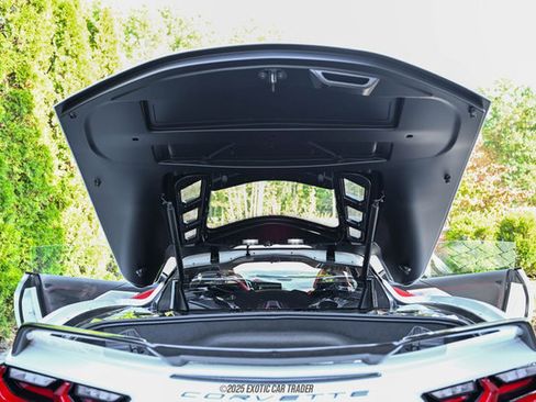 Used 2020 Chevrolet Corvette Stingray Premium Cpe w/ 3LT Preferred Equipment Group image 61