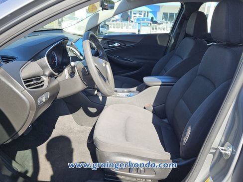 Used 2025 Chevrolet Malibu LT FWD image 10