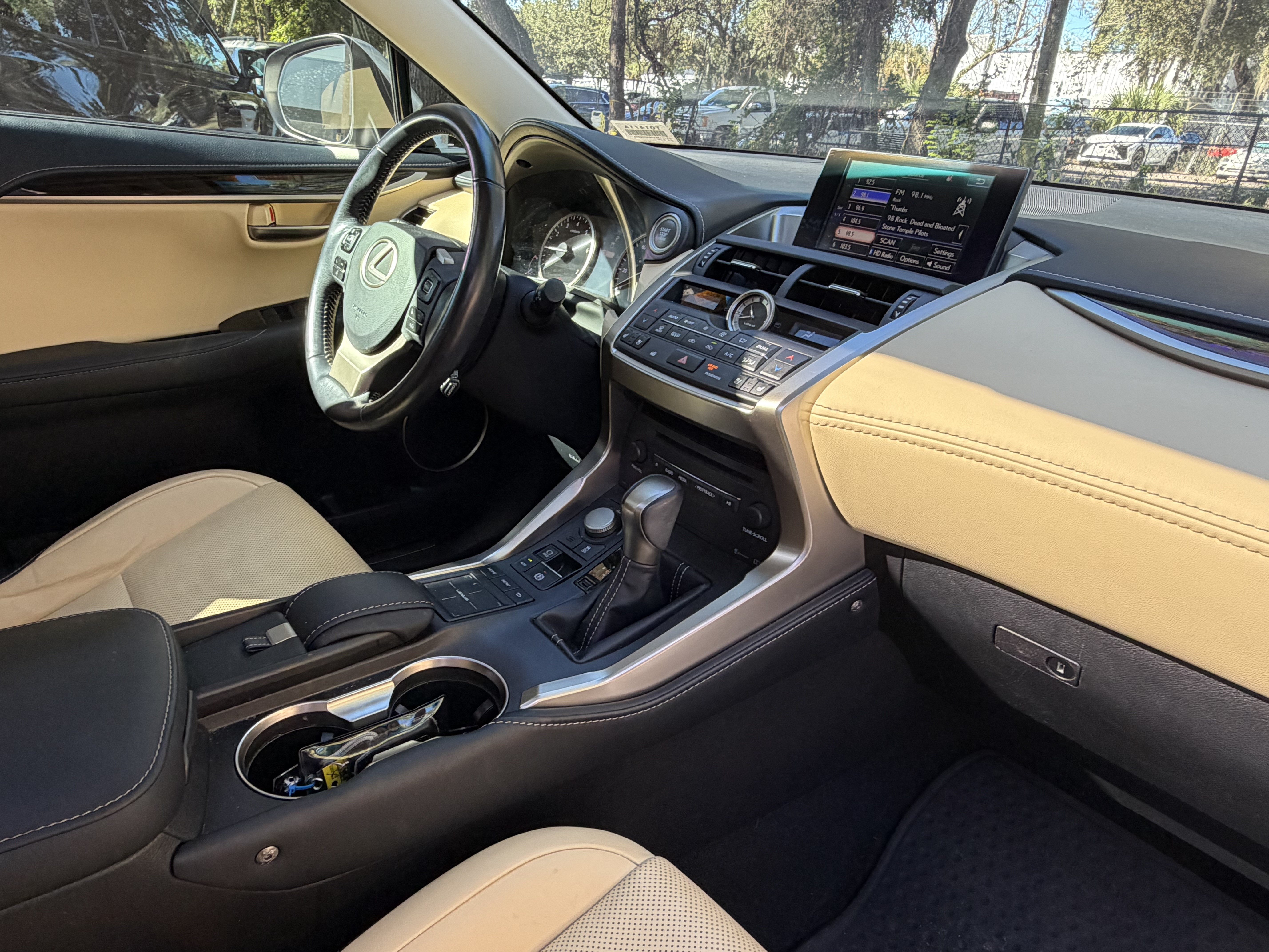 Used 2015 Lexus NX 200t FWD w/ Luxury Package image 43
