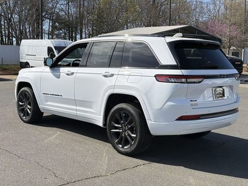 New 2026 Jeep Grand Cherokee Limited AWD/4WD image 11