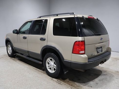Used 2003 Ford Explorer XLT image 16
