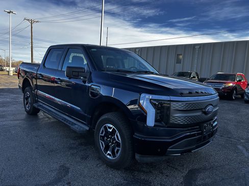 Used 2023 Ford F150 Lightning XLT w/ Max Trailer Tow Package image 7