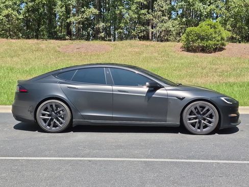 Used 2022 Tesla Model S AWD/4WD image 24