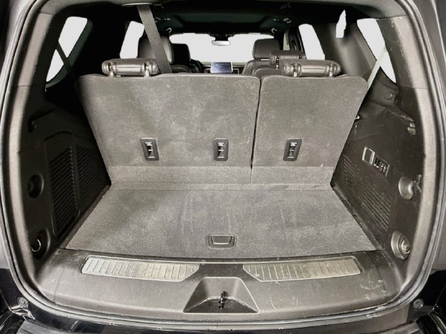 Used 2023 Chevrolet Tahoe Z71 w/ Z71 Off-Road Package AWD/4WD image 34