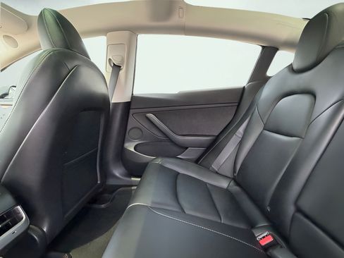 Used 2022 Tesla Model 3 Performance AWD/4WD image 32