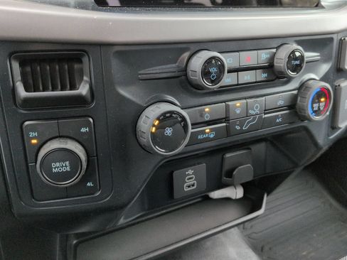 Used 2025 Ford F150 XL w/ Equipment Group 103A High AWD/4WD image 30