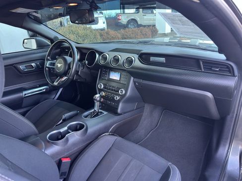 Used 2019 Ford Mustang Coupe image 26