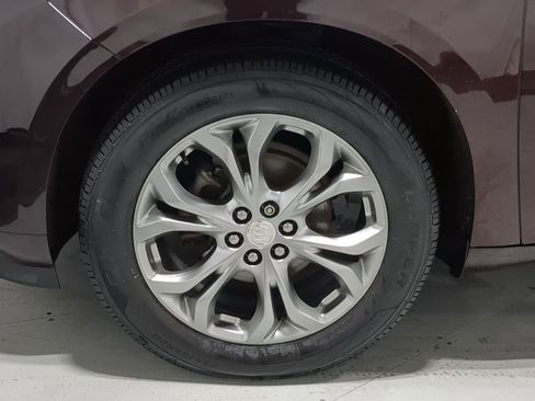 Used 2021 Buick Enclave Avenir w/ Avenir Technology Package image 27