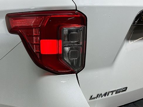 Used 2023 Ford Explorer Limited w/ Equipment Group 301A image 37