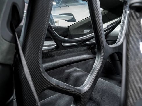Used 2025 Porsche 911 GT3 RS RWD image 32