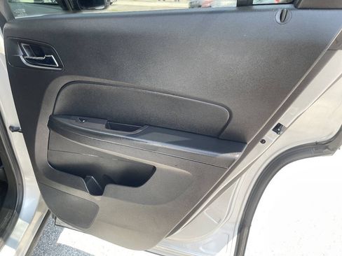Used 2017 GMC Terrain SLT w/ Driver Alert Package I FWD image 25