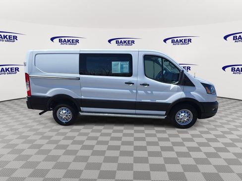 Used 2023 Ford Transit 250 Low Roof AWD w/ Exterior Upgrade Package image 4