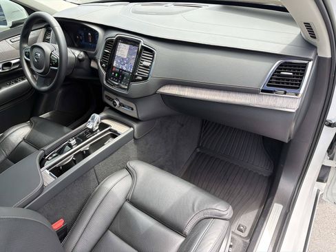 Certified 2023 Volvo XC90 B6 Ultimate w/ Protection Package Premier AWD/4WD image 27