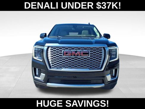 Used 2021 GMC Yukon Denali w/ Advanced Technology Package image 3