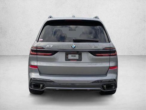New 2026 BMW X7 xDrive40i w/ Dynamic Handling Package image 8