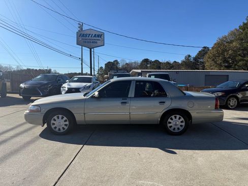 Used 2004 Mercury Grand Marquis LS image 4
