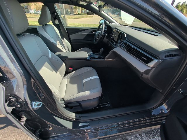 Certified 2026 Toyota Camry SE FWD image 3