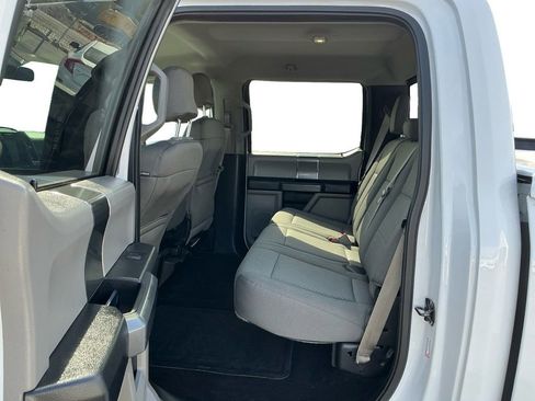 Used 2015 Ford F150 XLT w/ Equipment Group 302A Luxury image 21