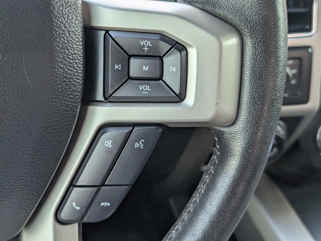Used 2019 Ford F150 Lariat w/ Equipment Group 502A Luxury AWD/4WD image 14