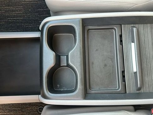 Used 2023 Honda Odyssey EX-L image 16