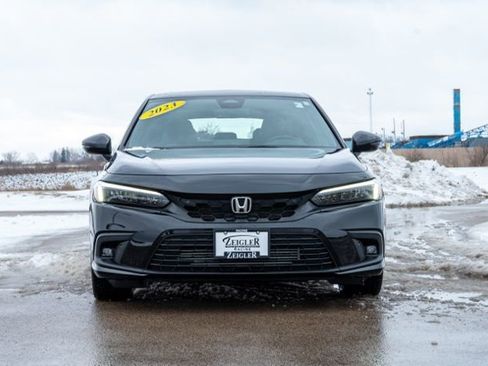 Used 2023 Honda Civic Sport Touring image 2