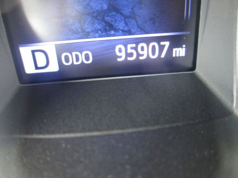 Used 2020 Toyota Tacoma TRD Off-Road AWD/4WD image 25