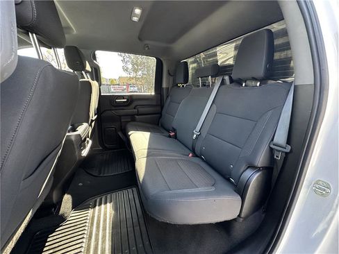 Used 2021 Chevrolet Silverado 2500 LT w/ Convenience Package image 16