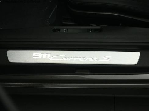 Used 2023 Porsche 911 Carrera S RWD image 38