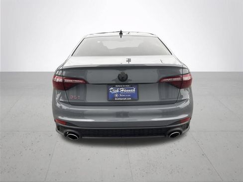 Used 2024 Volkswagen Jetta GLI Autobahn FWD image 7