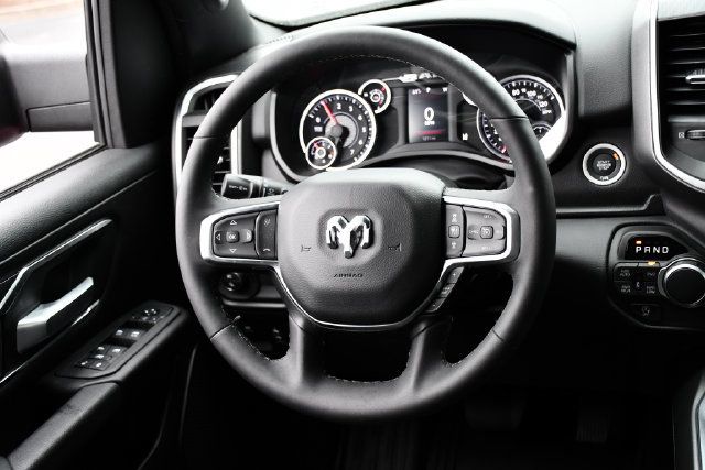 Used 2025 RAM 1500 Big Horn AWD/4WD image 18