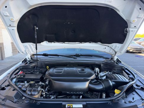 Used 2019 Jeep Grand Cherokee Overland AWD/4WD image 22