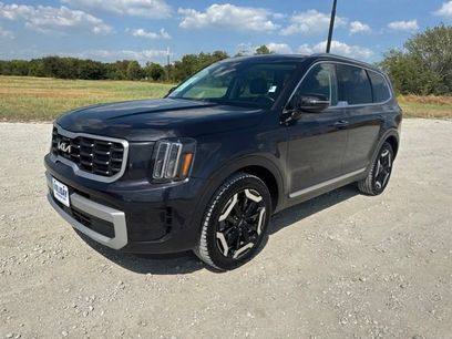 Used 2025 Kia Telluride S