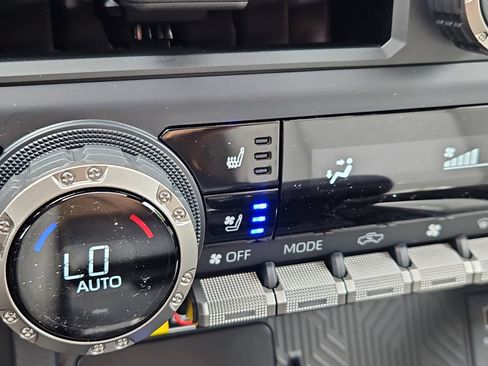 New 2026 Toyota Tacoma 4x4 Double Cab image 13