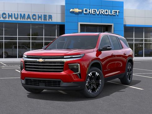 New 2027 Chevrolet Traverse LT w/ Sun and Wheel Package AWD/4WD image 6