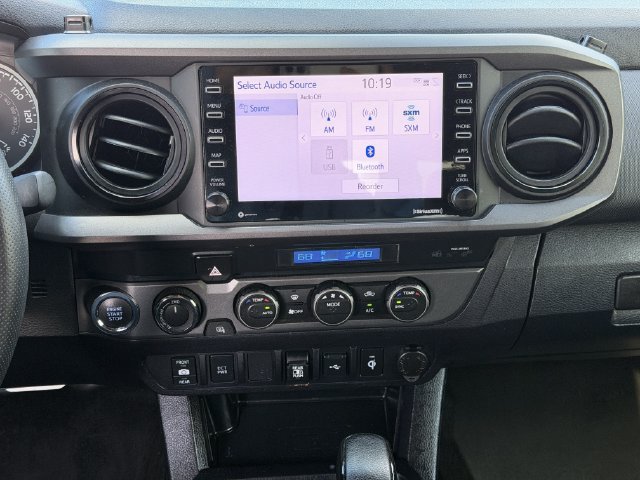 Used 2022 Toyota Tacoma TRD Off-Road AWD/4WD image 15