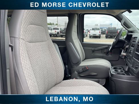 New 2026 Chevrolet Express 3500 LS image 24