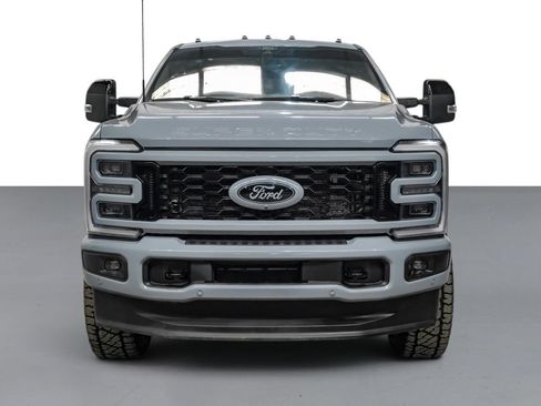 Used 2025 Ford F350 Platinum AWD/4WD image 3