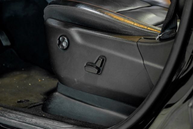 Used 2022 Dodge Durango R/T w/ Blacktop Package AWD/4WD image 45