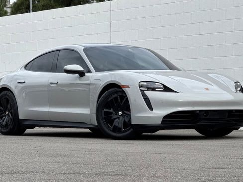 Used 2021 Porsche Taycan 4S AWD/4WD image 2