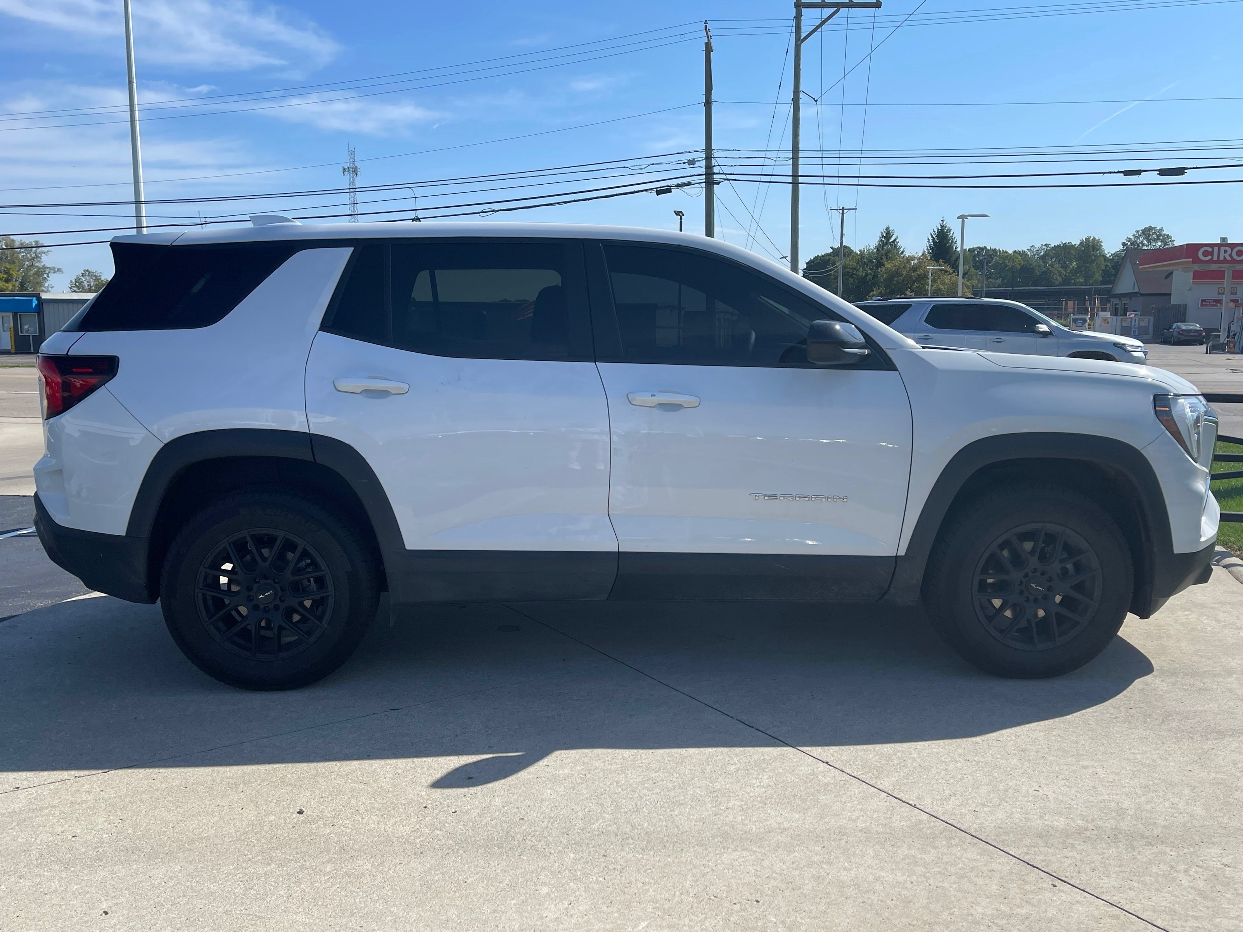 Used 2026 GMC Terrain Elevation AWD/4WD image 8