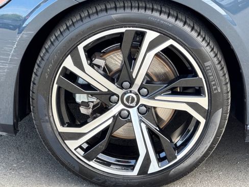 Certified 2023 Volvo S60 B5 Core w/ Climate Package FWD image 12