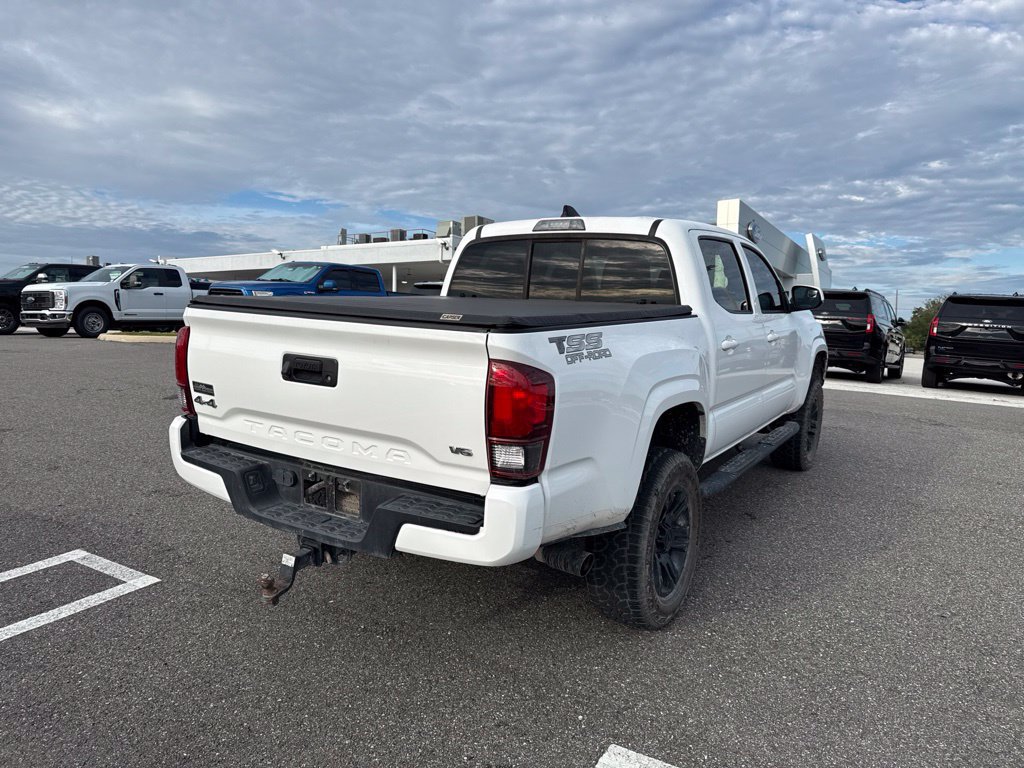 Used 2020 Toyota Tacoma SR AWD/4WD image 2